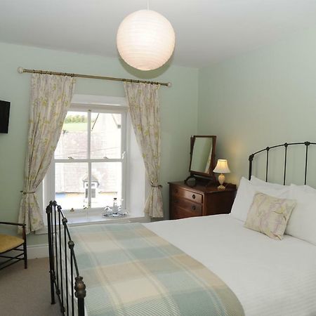 Wisteria House B&B Cloyne Extérieur photo